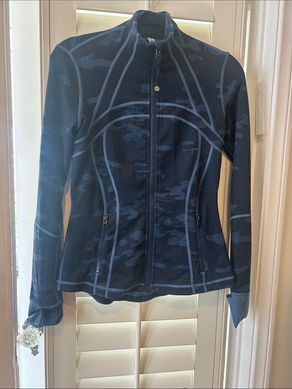 lululemon athletica Navy and Light Blue Zoned Jacket 6